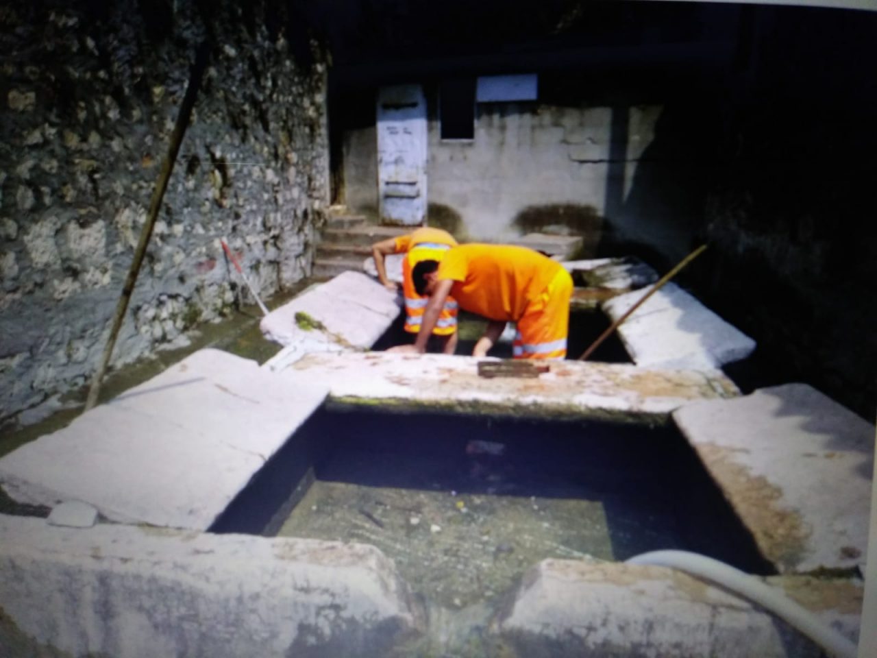 Santa Maria in Stelle, ripulito lo storico lavatoio adiacente al Pantheon.