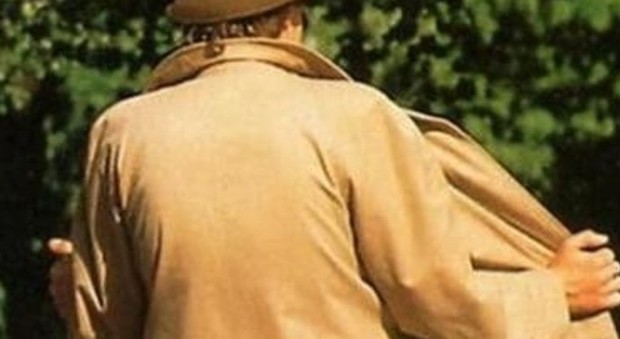 Si masturba sul treno Milano-Verona davanti ad una ragazza