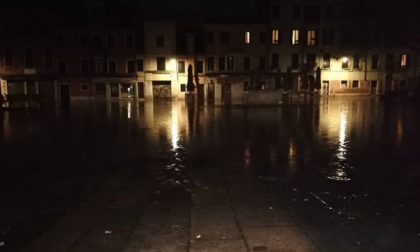 Acqua alta a Venezia è record ad aprile non succedeva dal 1936