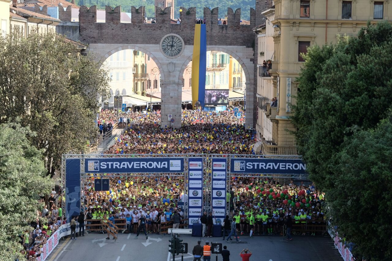 Domenica si corre la Straverona, per la prima edizione Plastic-free obiettivo 10 mila iscritti