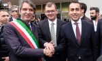 Vinitaly stretta di mano tra Sboarina e Di Maio dopo le parole sul Congresso delle famiglie