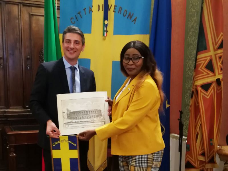 Arriva a Verona il primo sindaco donna della Sierra Leone