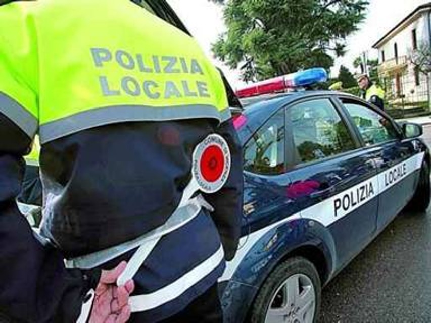 Controllo antidegrado ai giardini Raggio di Sole: cinque fermati tra cui un minorenne