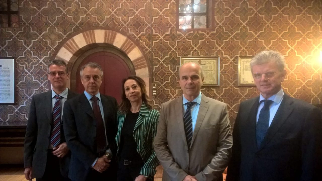 Cooperativa Tabacchi: incontro tra prefetto e tribunale