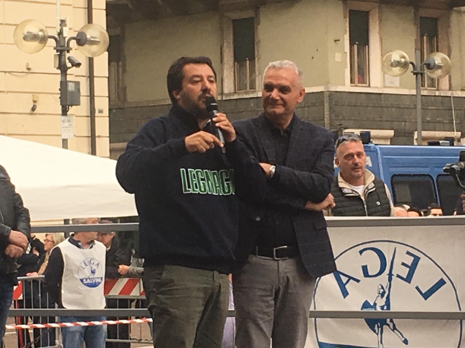 Salvini a Legnago, un migliaio di persone in piazza FOTO e VIDEO