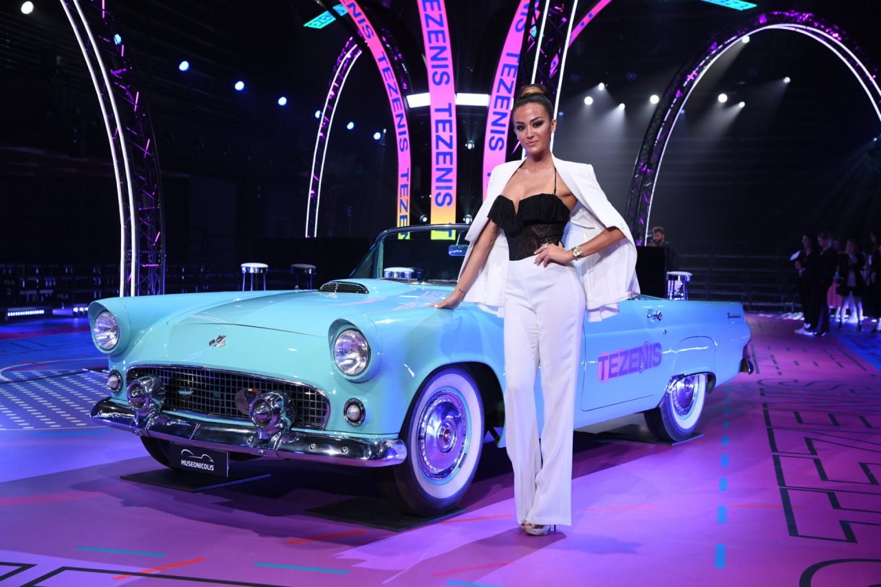 Tezenis Fashion Show, protagoniste della passerella le vetture del Museo Nicolis