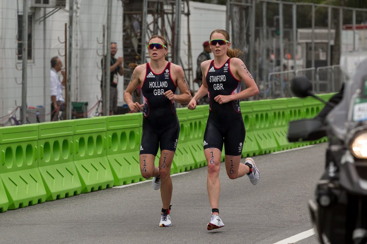 Woman Triathlon Italia dona 910 euro alla Casa della Giovane