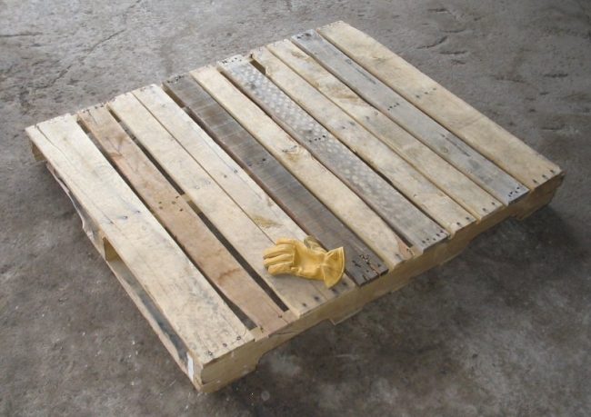 Acquista tavole di abete per pallets e non le paga: denunciato un uomo di San Bonifacio