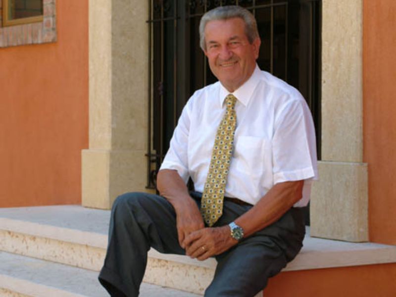 L’auditorium della Cantina di Soave intitolato all’ex presidente Luigi Pasetto