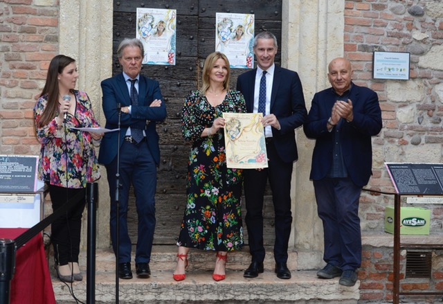 Museo Nicolis, Premio Giulietta, da sin Sara Tabacchiera,Raffaele Tomelleri,Silvia Nicolis, Filippo Rando, Felice Naalin,ph.Pravadelli