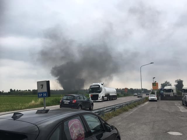 Incendio alla discarica di Sommacampagna