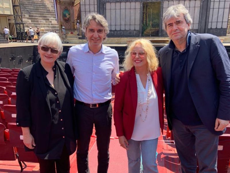Antonella Clerici in Arena, sarà lei a presentare la prima della Traviata su Rai 1