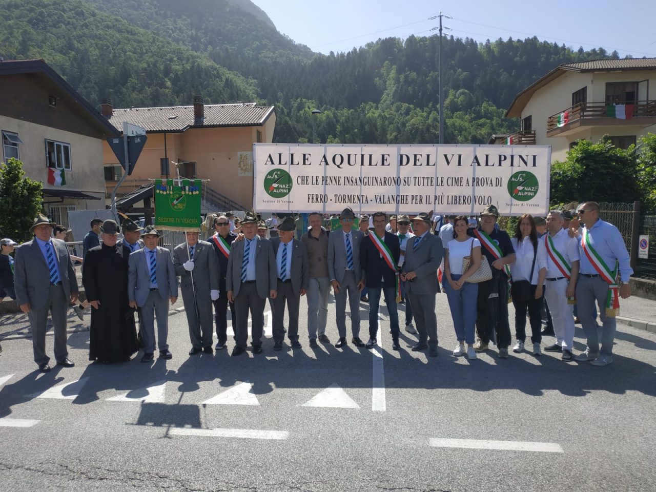 Penne Nere dell’Ana Verona presenti al raduno di Tolmezzo