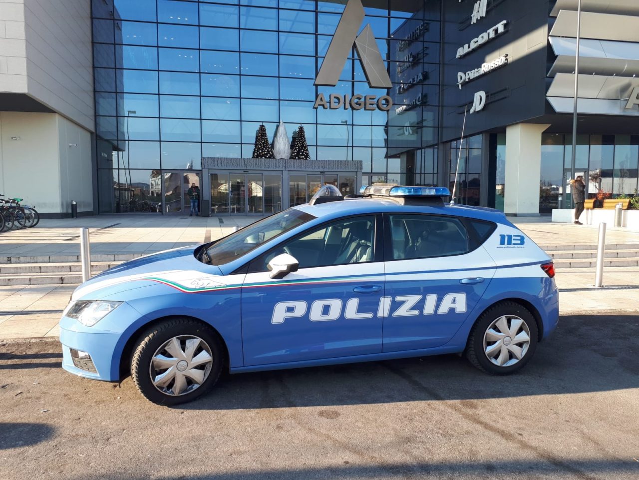 Bulgara fa acquisti con carta di credito rubata in ospedale
