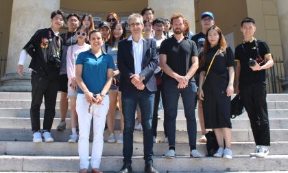 Studenti dalla Cina per ammirare la cinta muraria di Verona