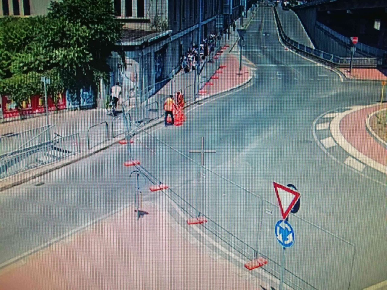 Lavori alla rotonda di Santa Lucia, traffico deviato