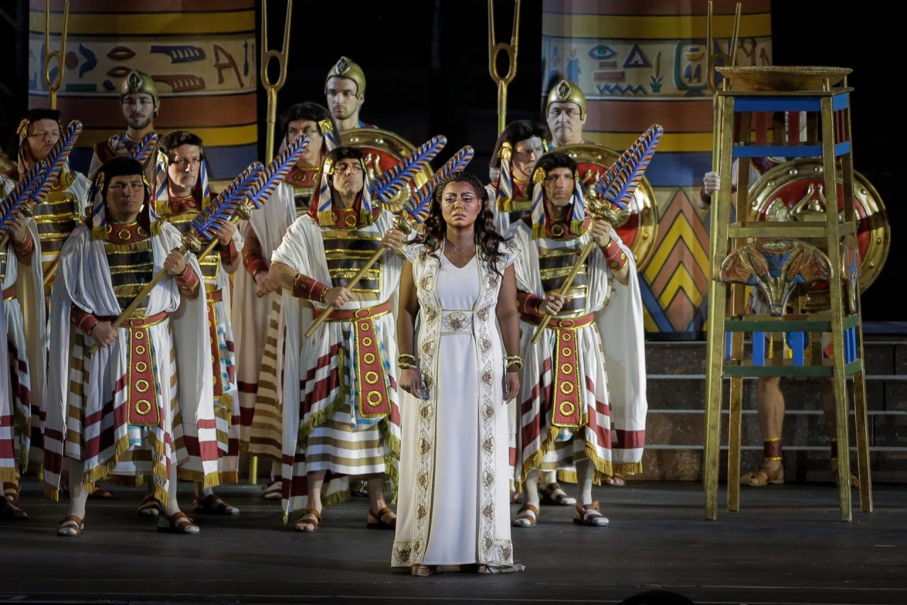 Questa sera in Arena il soprano cinese Hui He protagonista dell’Aida