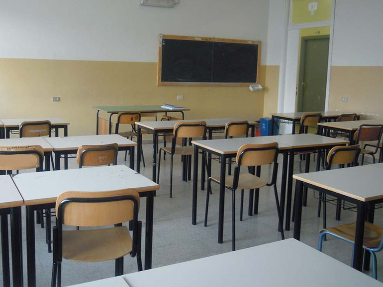Caos scuola, a poche settimane dall’inizio 1.400 cattedre vuote a Verona