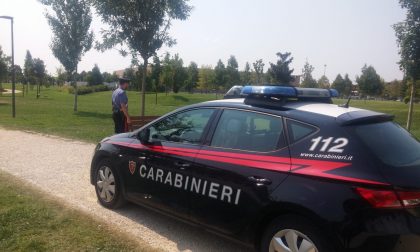 In quattro rapinano uno straniero, tutti arrestati