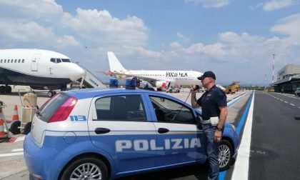 Documenti falsi in aereoporto: arrestata donna iraniana