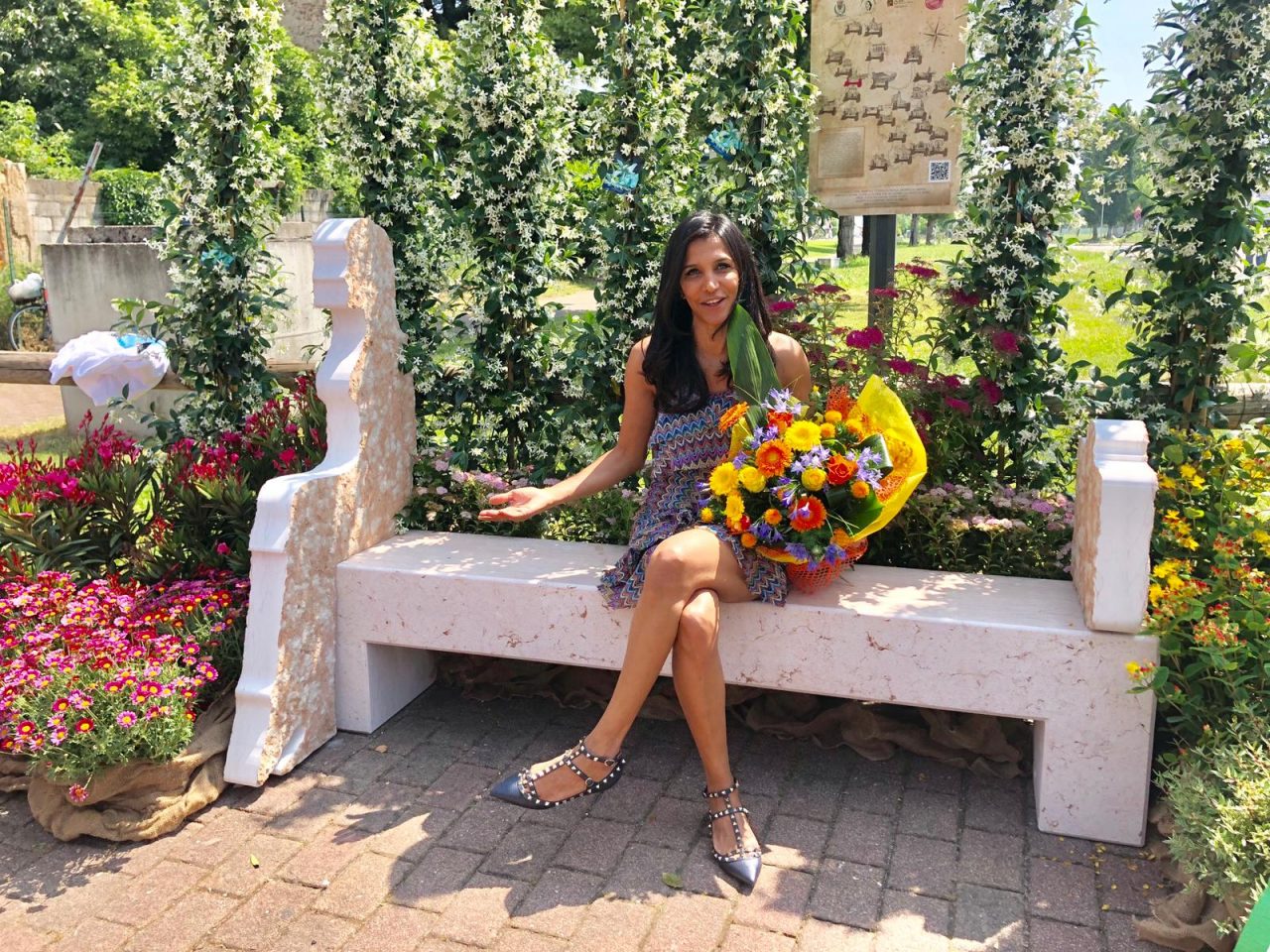 La Pink Bench del Cammino delle Scoperte si sposa con Tortellini e Dintorni