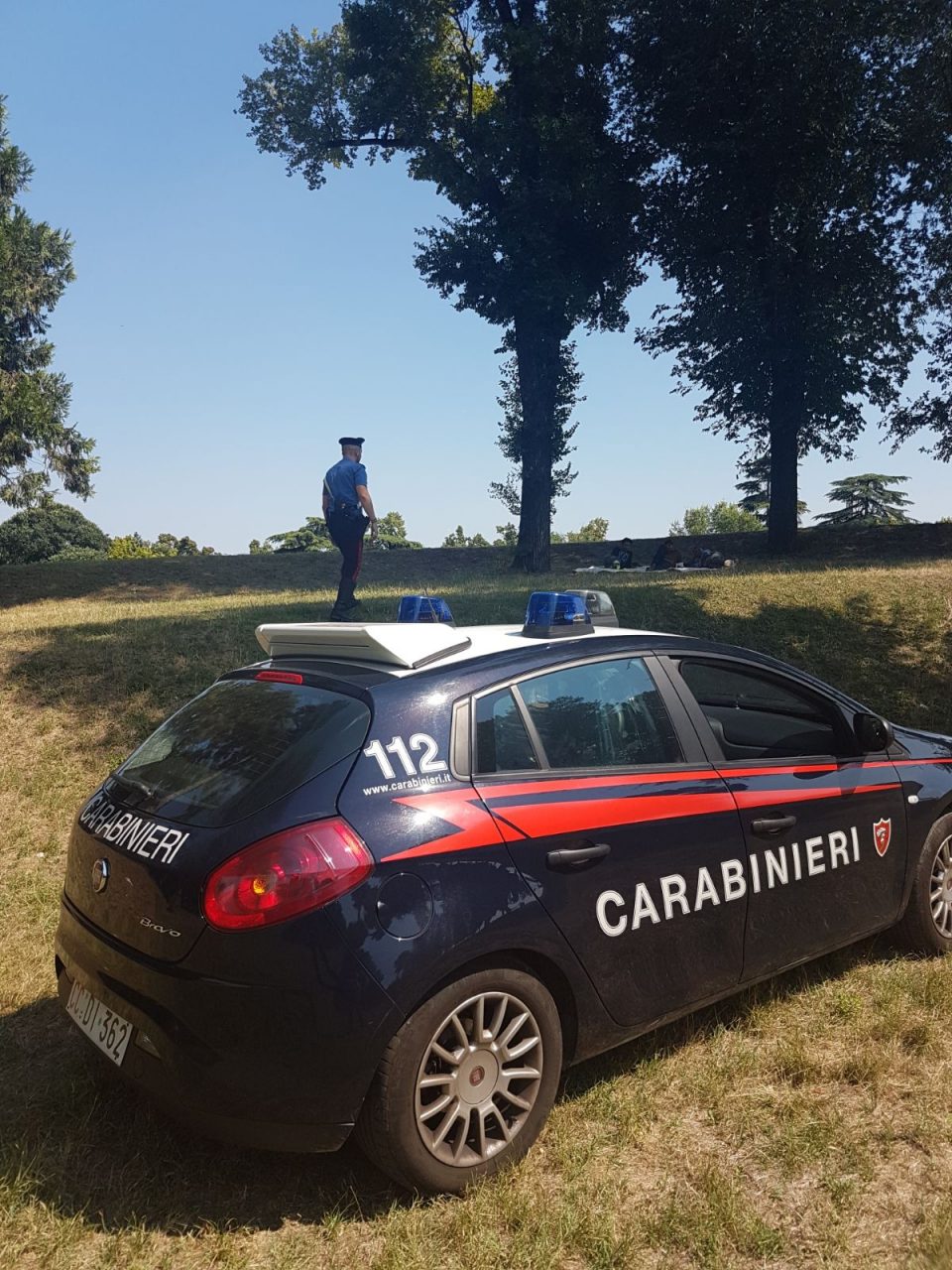 Nasconde droga in casa, arrestata a Cerro Veronese