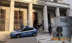 Spari in questura a Trieste, uccisi due agenti di polizia