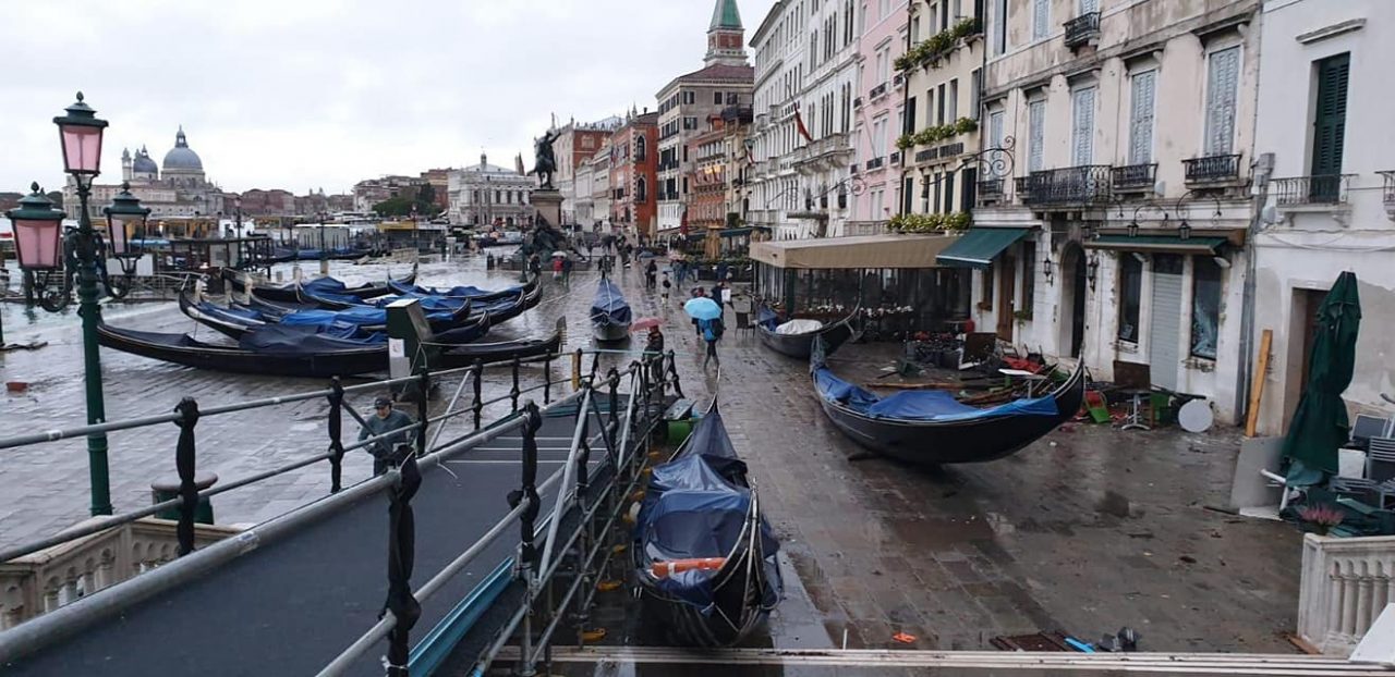 Emergenza Venezia, si cercano idraulici ed elettricisti