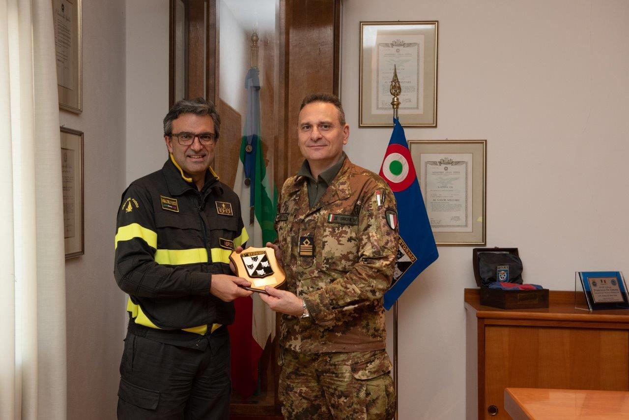Il Comandante dei Vigili del Fuoco di Verona in visita al 3° Stormo