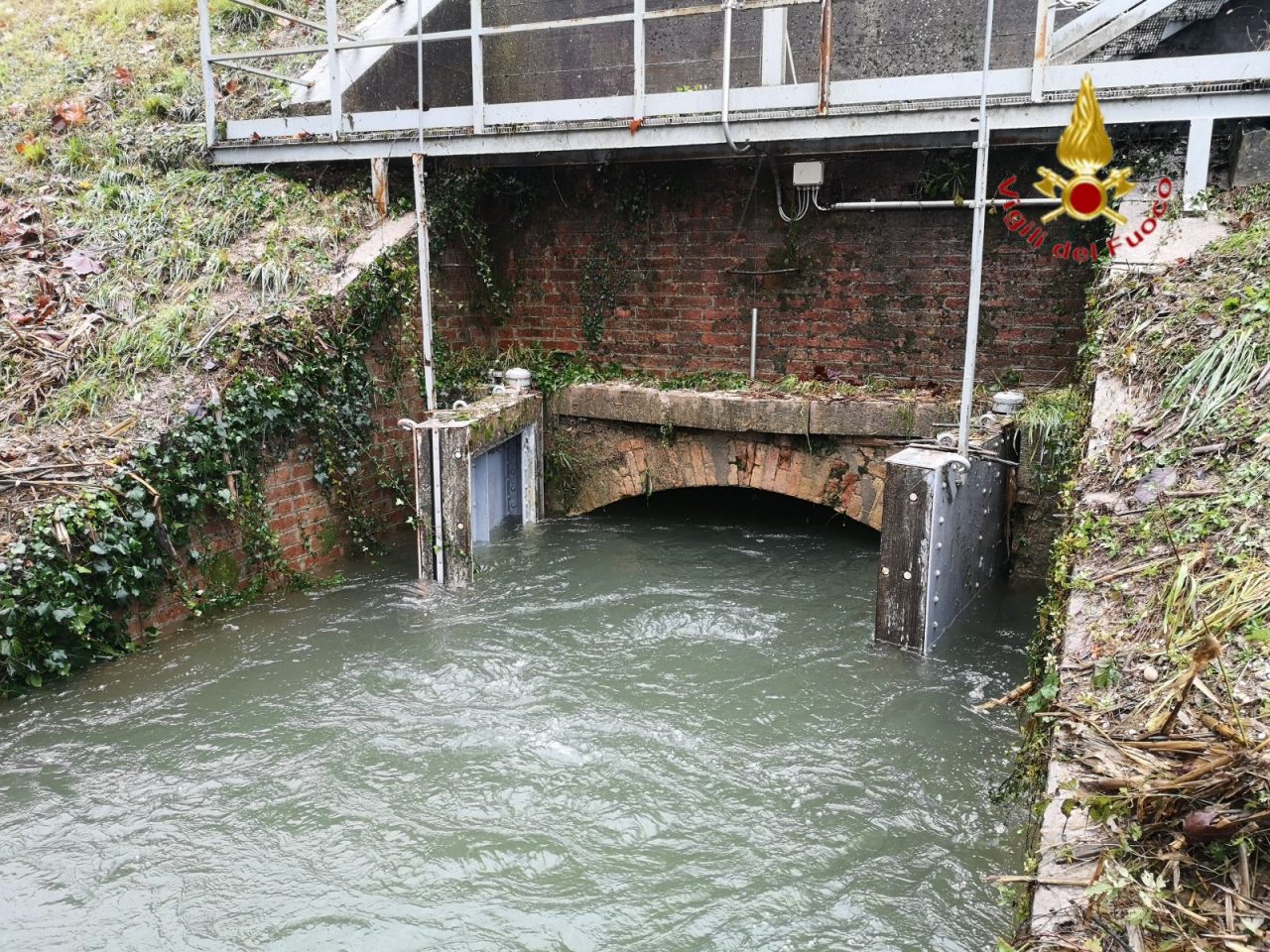 Vigili del Fuoco veronesi monitorano il Tagliamento FOTO