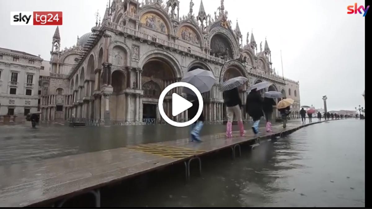 Acqua alta anche oggi a Venezia VIDEO