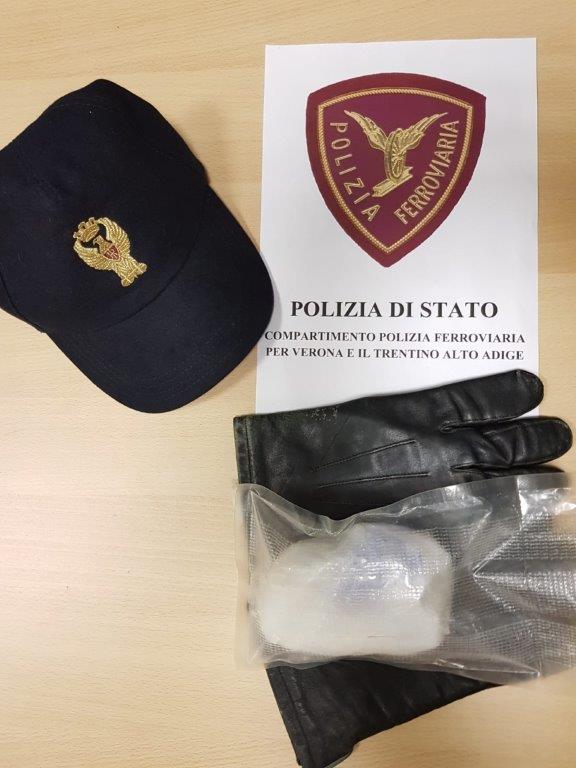In treno con la droga, minorenne arrestata a Verona Porta Nuova
