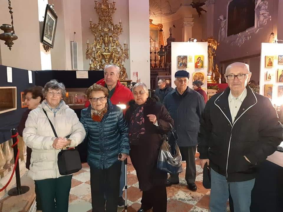 Centro Sollievo “La Genziana”, ospiti e volontari visitano la mostra dei presepi