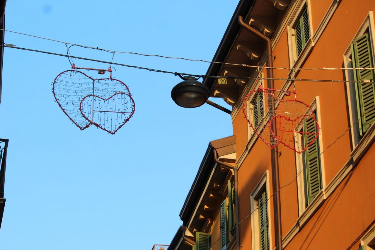 Verona in Love, domani inaugurazione e accensione delle luci