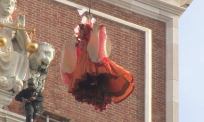 Carnevale di Venezia, il volo dell’angelo apre i festeggiamenti FOTO e VIDEO