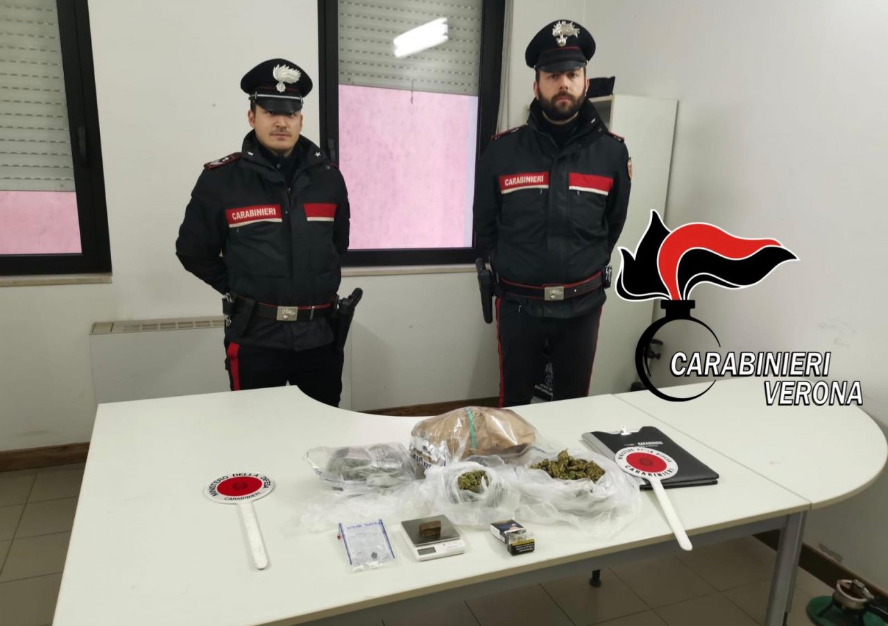 Arrestati per spaccio, sequestrato un chilo di droga