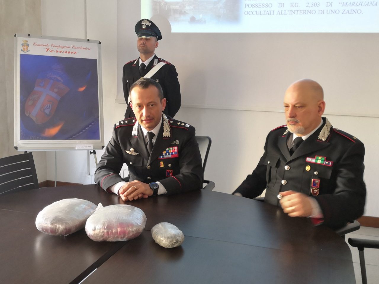 Fermato 22enne con 2,3 chili di marijuana per un valore di 6mila euro