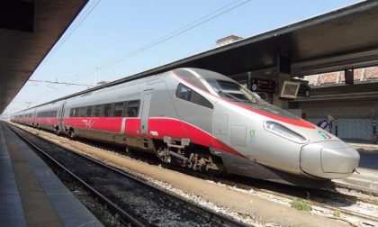 Tragedia sui binari, una coppia travolta a Battaglia Terme da un Frecciarossa