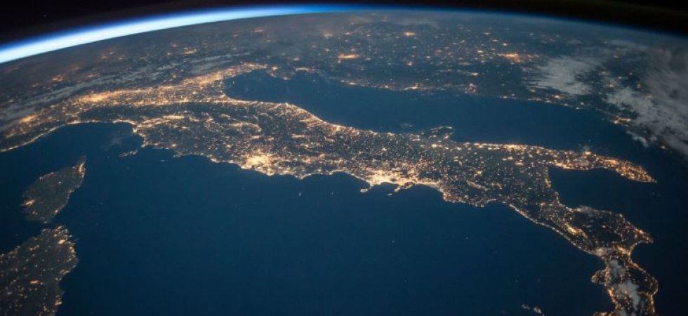 Da stasera flash mob sul balcone per misurare l’inquinamento luminoso