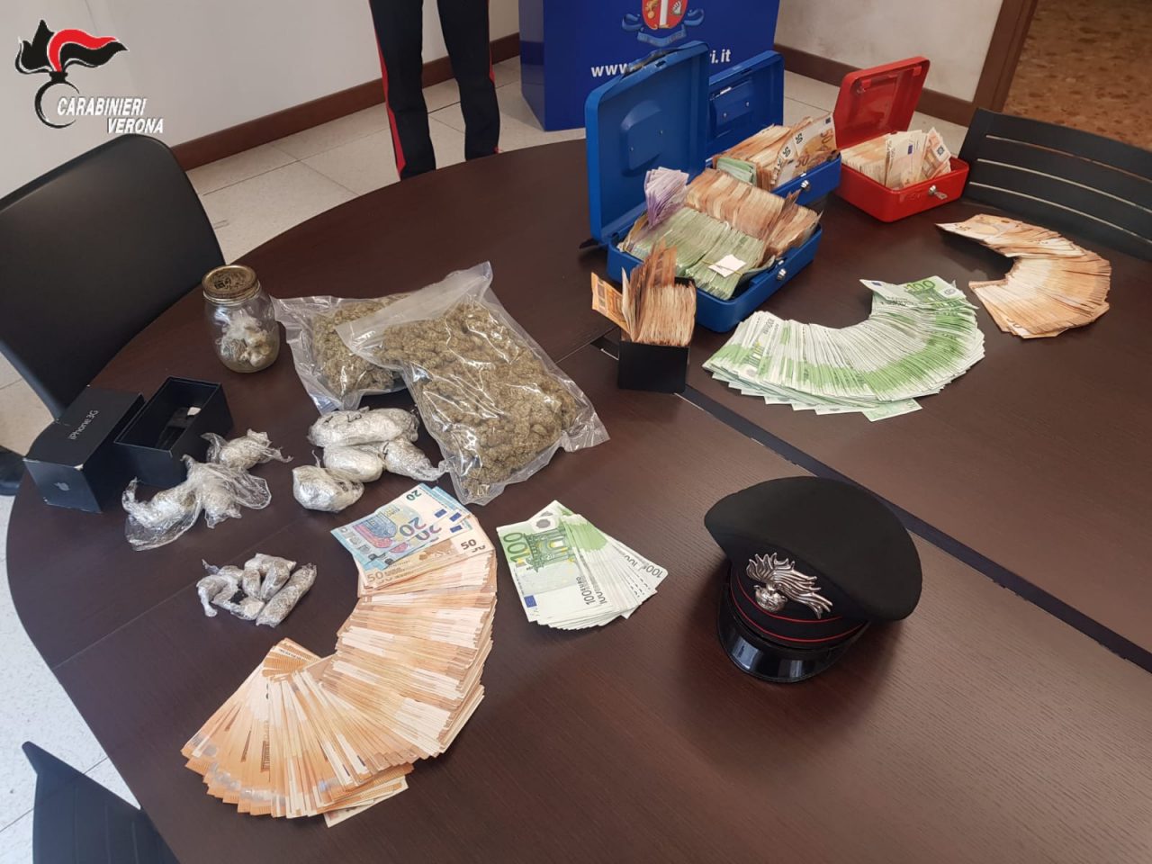 Controlli antidroga nei quartieri, sequestrati 400mila euro a un 37enne