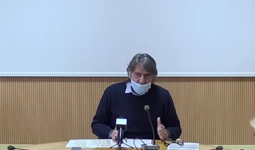 Sboarina: “Mai così tanti contagi da tre settimane. Divieti più stringenti”