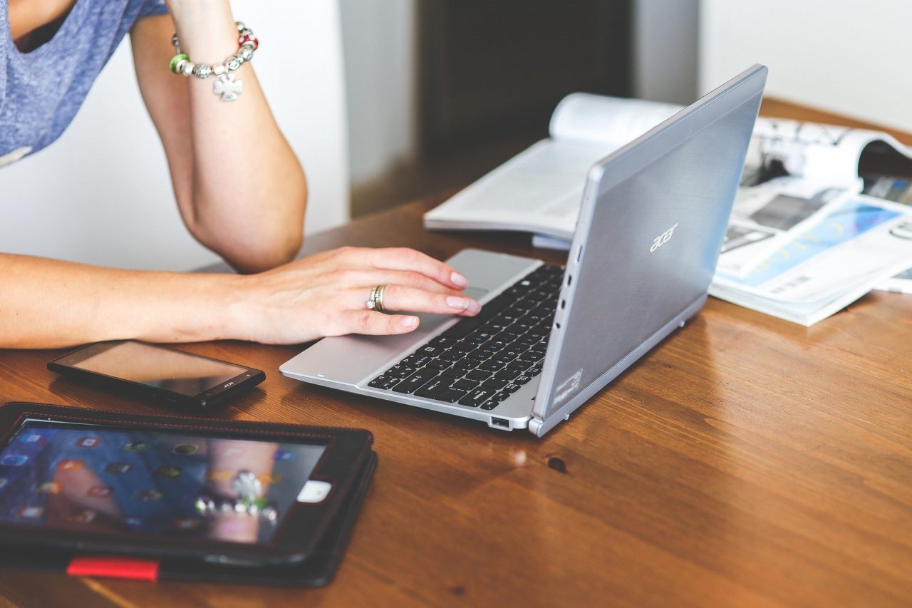 Bibbia al Byte, programmi in diretta social per stare connessi con le parrocchie