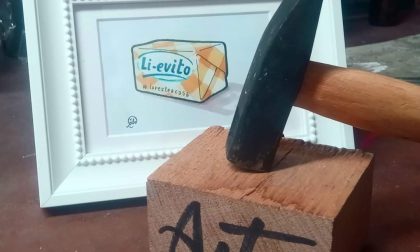 Venduto all'asta il quadro di Cibo, "Li-evito", il ricavato è stato donato alla Croce Rossa