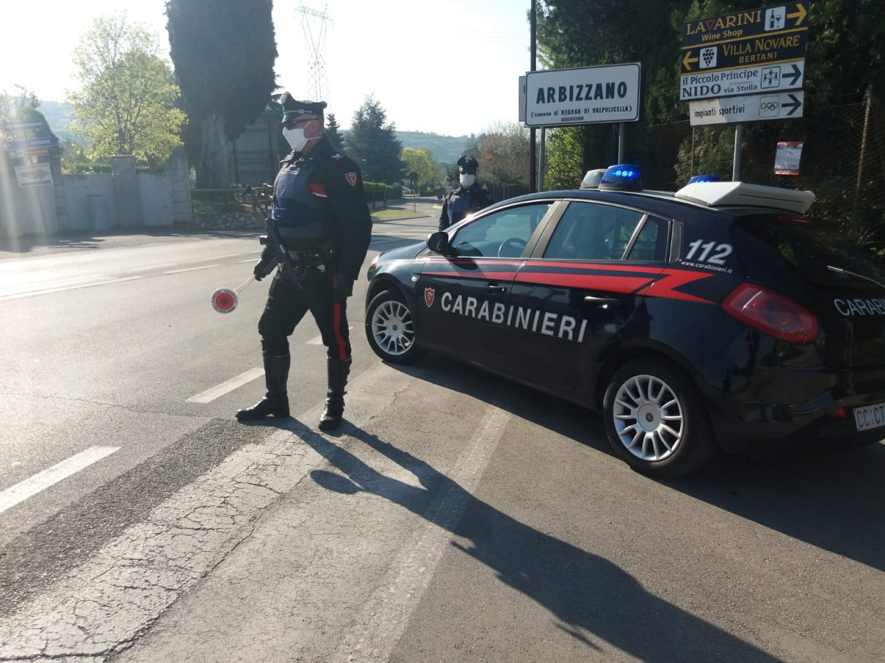 Donna 78enne invalida rimane senza corrente per ore, i Carabinieri si improvvisano elettricisti