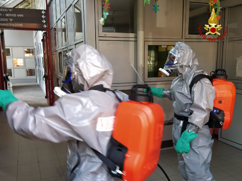 Sanificate alcune aree della casa di riposo di Legnago FOTO E VIDEO