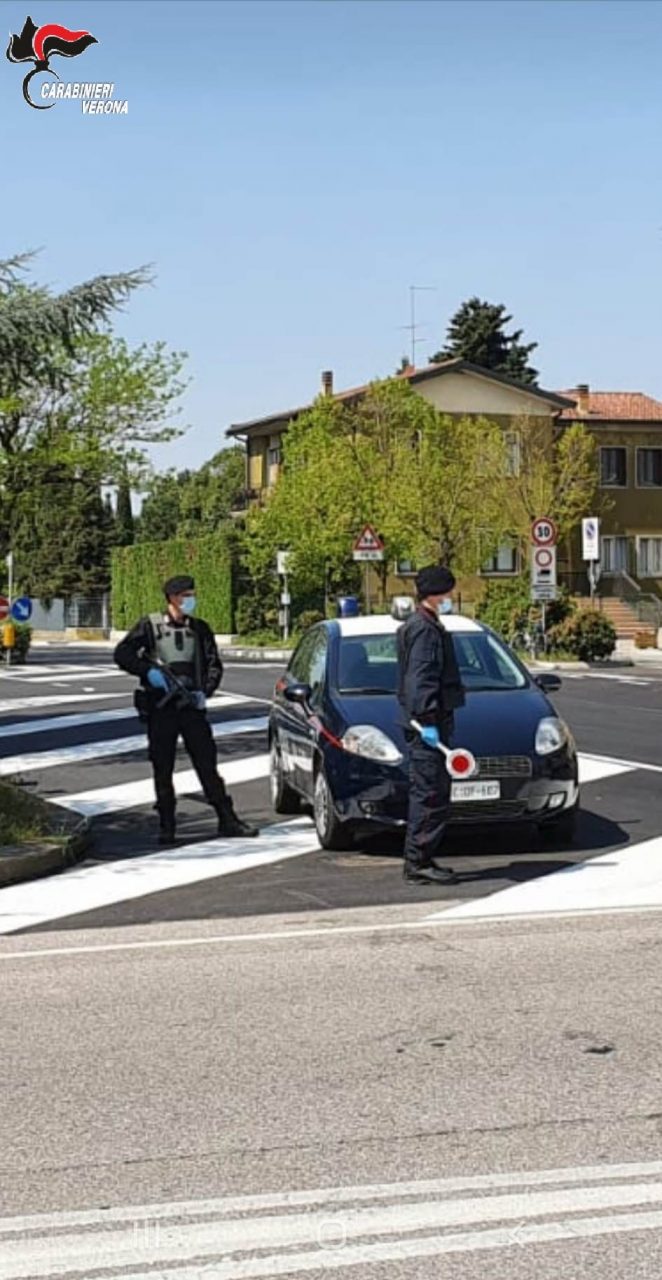 Scappa alla vista dei Carabinieri, aveva in tasca 11 grammi di eroina