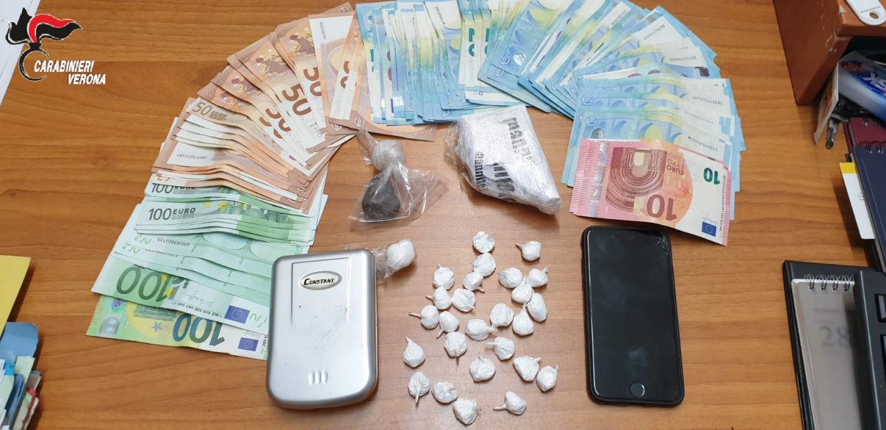 Perquisizione a Borgo Trento, arrestato con 34 grammi di cocaina e 4600 euro in contanti