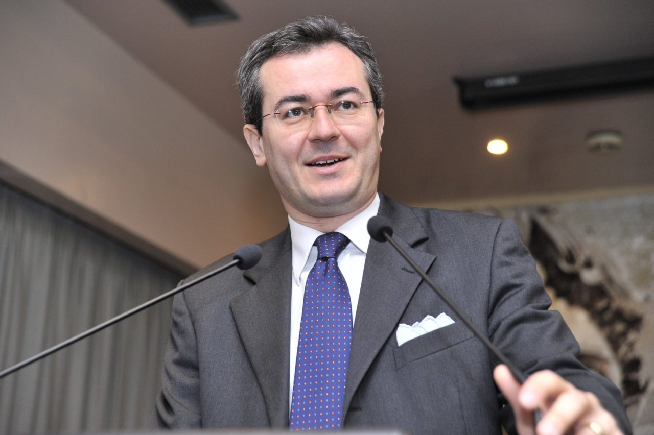 Assoimprese Verona, Manfredi: “Lo stato per salvare il salvabile, deve iniettare subito 300miliardi di euro”