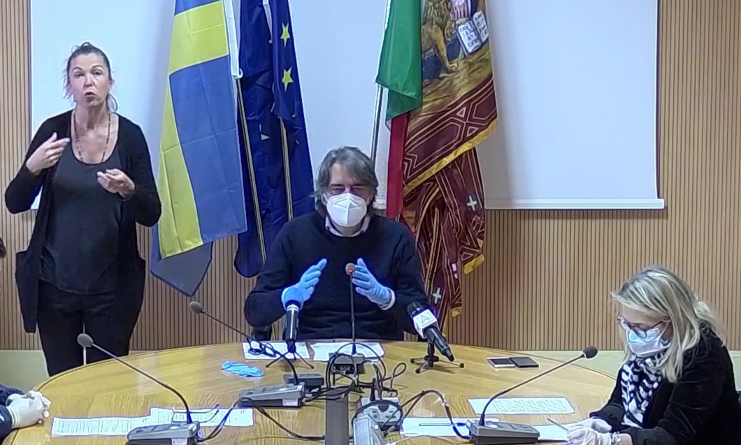 Agenti picchiati dietro all’Arena, Sboarina: “Gesto grave e atto irresponsabile”