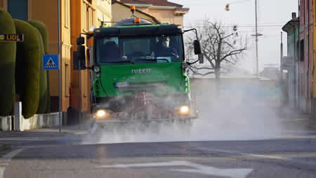 Amia ha raddoppiato uomini e mezzi per sanificare la città